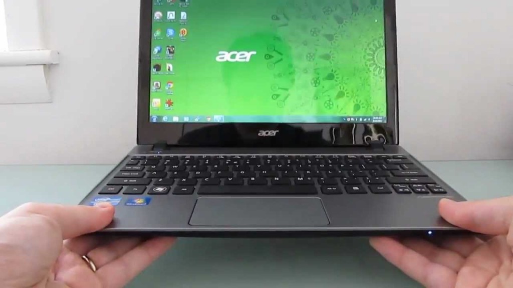 Один из самых недорогих нетбуков Acer Aspire V5-121-C72G32nbb