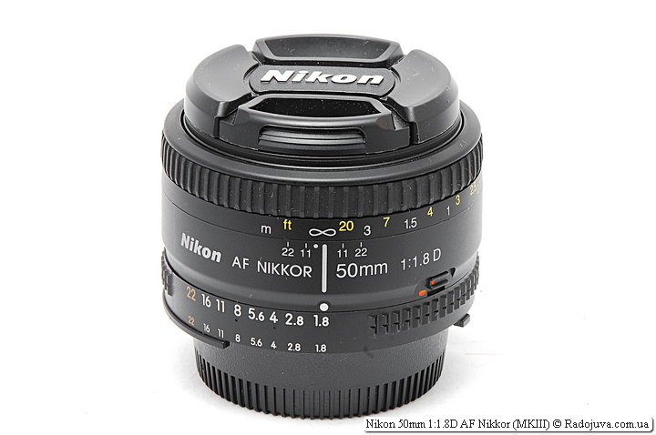 Nikon 50mm 1:1.8D AF Nikkor (MKIII) с передней и задней крышкой