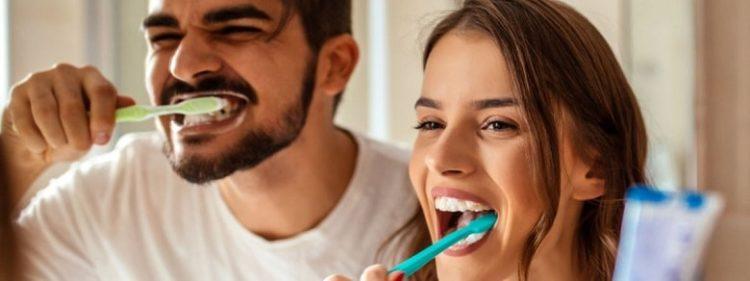 Лучшие отбеливающие зубные пасты по отзывам- Рейтинг 2020 года